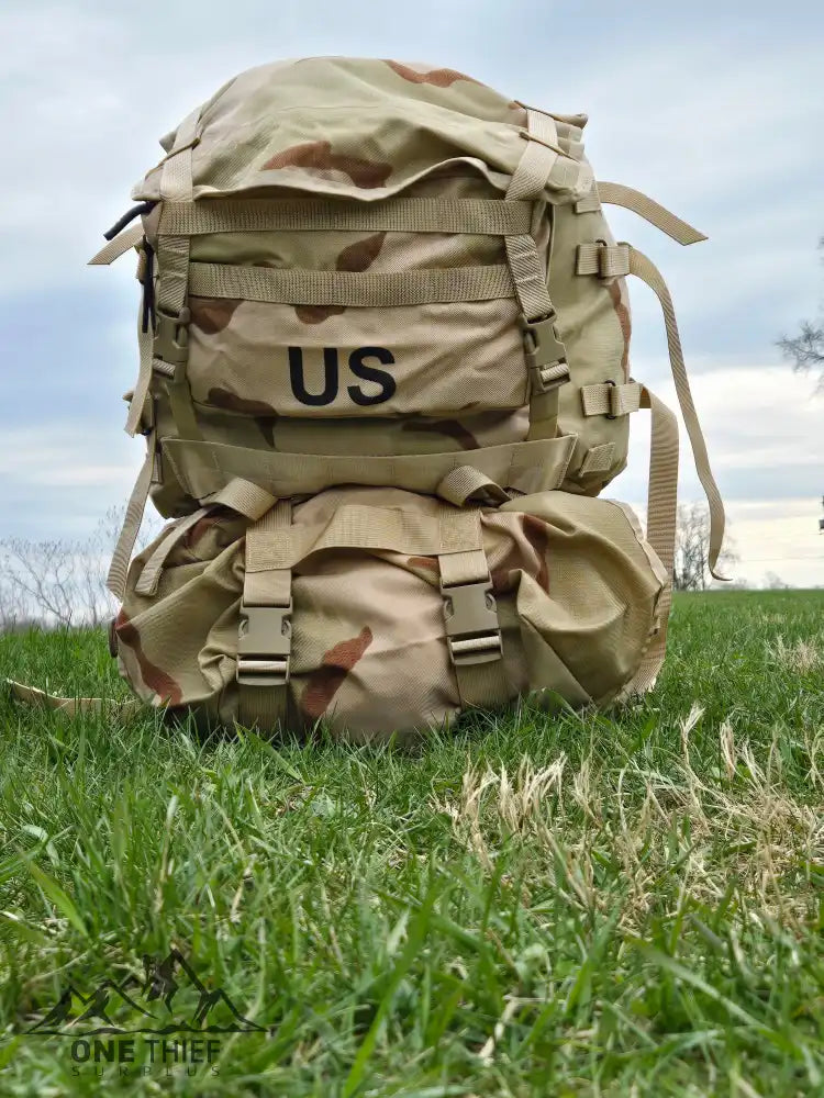 Desert Camouflage Uniform (DCU) Pattern MOLLE Ruck