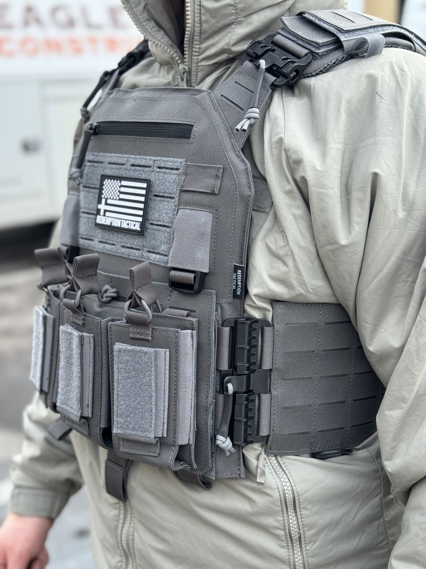 Tactical plate carrier bag and anti-sweat pads included in the Crusader 2.0 full kit combo by Redemption Tactical