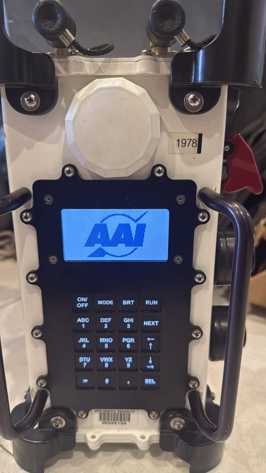 AN/GLM 11 (v)2 universal test set Us army equipment 