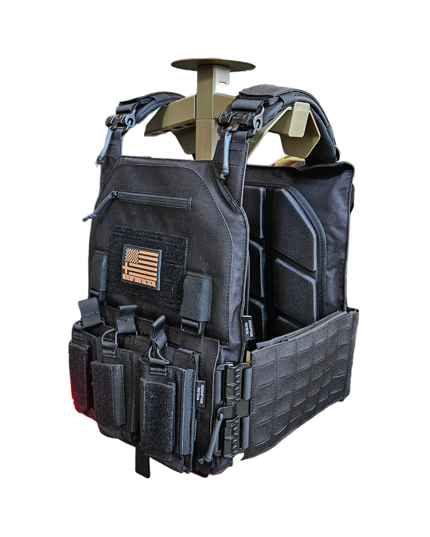 Close-up of the CRUSADER 2.0 XL Plate Carrier’s advanced laser-cut MOLLE system, designed for tighter gear retention and a more durable, cleaner look.