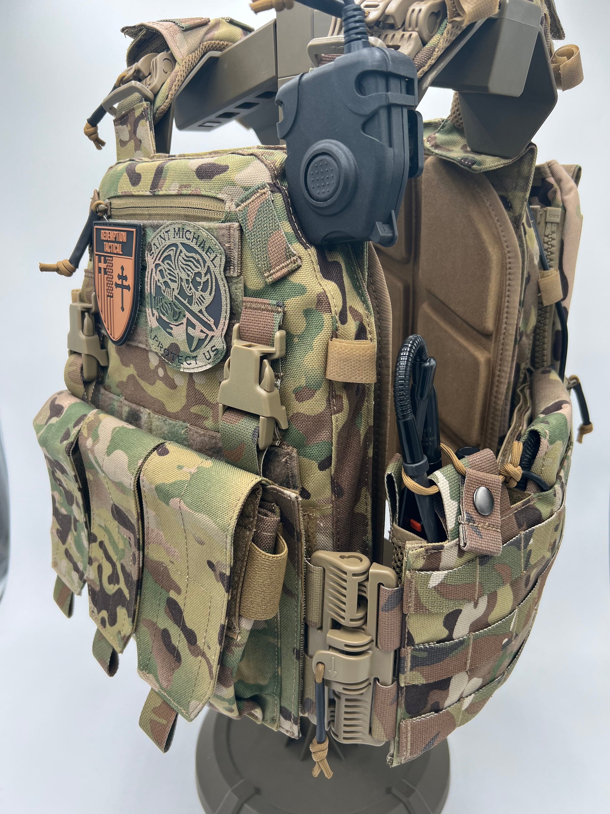 "Durable RT Archangel 2.0 carrier with advanced padding and flatpack combo for military and law enforcement by green tip surplus

